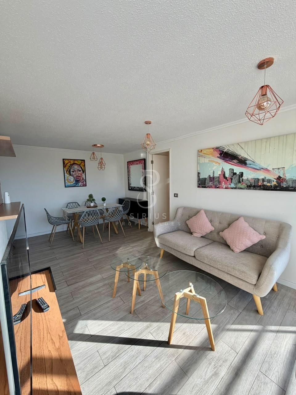Arriendo de departamento amoblado en edificio Innova